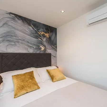 아파트 Sky Luxury Penthouse *