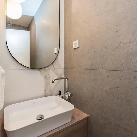 アパート Sky Luxury Penthouse ザダル